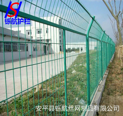 護欄網(wǎng)的種類有哪些？